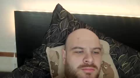 j4ku8 online show from April 2, 4:25 pm