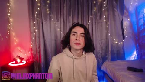 Snapshot of j_a_x_x_x_o_n chatting on February 18, 8:59 am Hey im Jaxxxon check my info     online show from February 18, 8:59 am