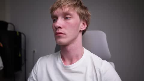 Danny online show from March 22, 8:02 pm