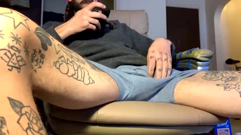 Snapshot of j_boogie_mane chatting on January 4, 3:07 pm j boogie online show from January 4, 3:07 pm