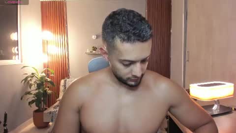 Calix  Independient model Insta and twt Calixsnake online show from June 16, 10:25 pm