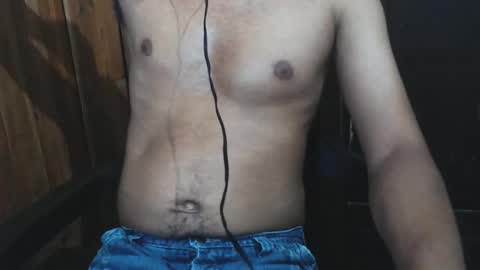 Snapshot of j_castello chatting on September 18, 3:32 am J online show from September 18, 3:32 am