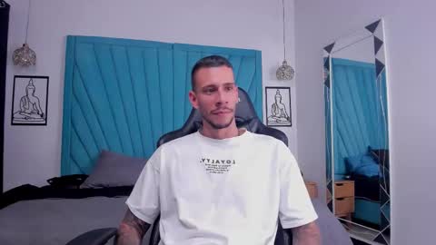 J King online show from March 15, 8:56 pm