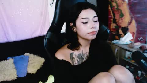 jade 18  online show from March 27, 5:46 am