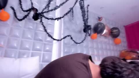 Snapshot of jack_daniel__ chatting on October 22, 3:57 pm JACK DANIEL online show from October 22, 3:57 pm