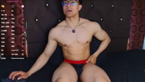 Jacke online show from February 27, 1:09 am