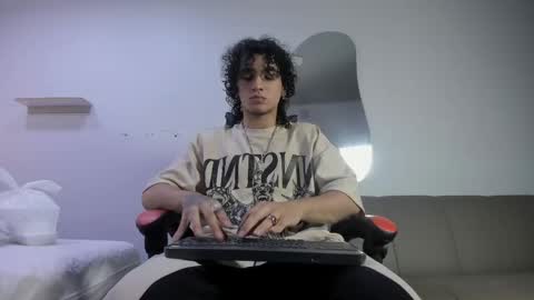 Jackes Taylor online show from April 6, 4:57 am