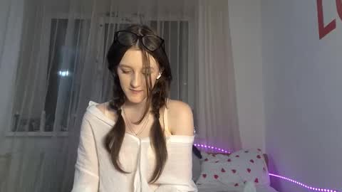 Lisa online show from February 9, 5:27 pm