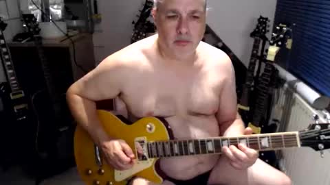 Jack independent model  online show from June 1, 9:38 pm