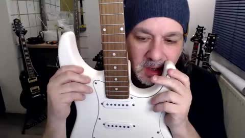 Jack independent model  online show from March 31, 10:32 pm