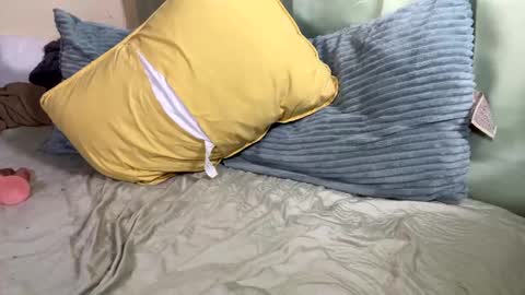 jacksbunnys online show from December 6, 4:33 pm