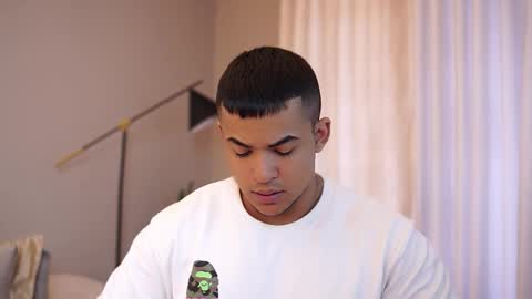 Jackson Bell online show from December 22, 1:29 pm