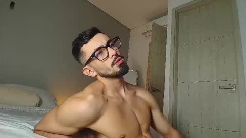 Snapshot of jacob__adams chatting on October 8, 9:10 pm jacob__adams online show from October 8, 9:10 pm
