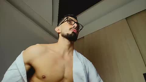 jacob__adams online show from November 30, 4:36 pm