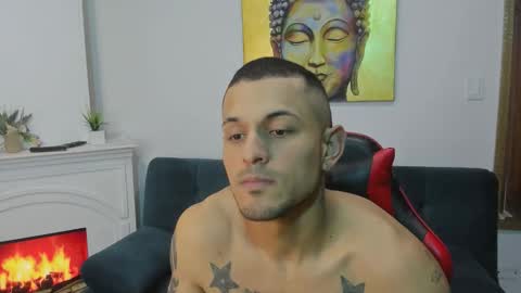 jacob_stonne online show from April 15, 11:46 am