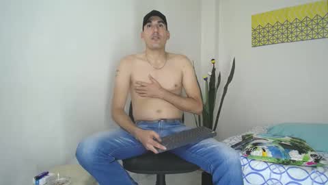 Jacob And Jayden online show from March 9, 6:11 pm