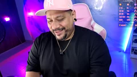 daddy sir master bear online show from April 21, 1:42 am