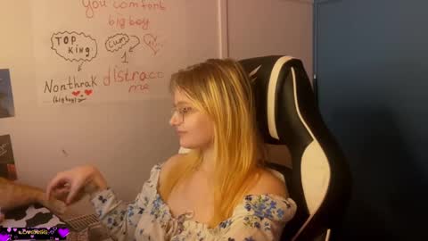 jacywinslat online show from February 23, 10:31 pm