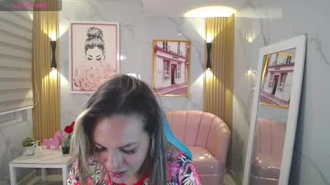 Jade  online show from November 2, 3:39 am