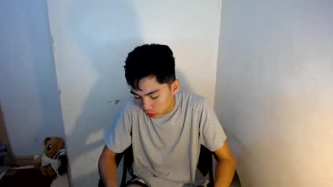 Jade online show from December 25, 8:18 am