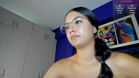 jade_lovv online show from June 3, 2:33 pm