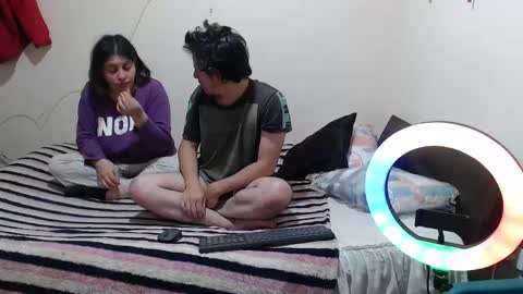 Snapshot of jade_noah_ chatting on October 3, 11:51 am jade y noah online show from October 3, 11:51 am