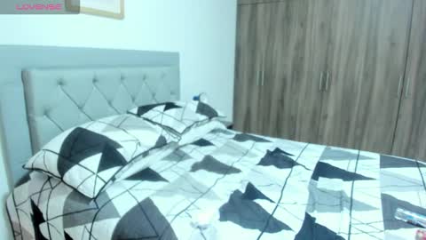 Jade smile online show from November 28, 5:09 pm