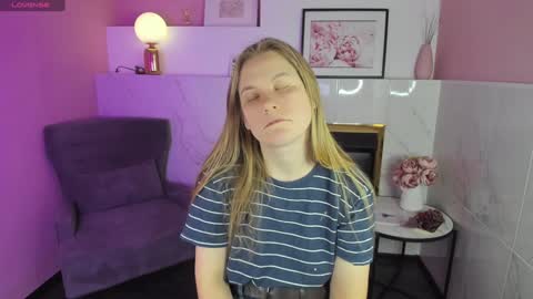 Jade online show from January 11, 7:49 pm