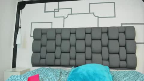 Jade  online show from October 18, 4:44 pm