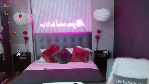 JADE online show from March 6, 8:37 pm