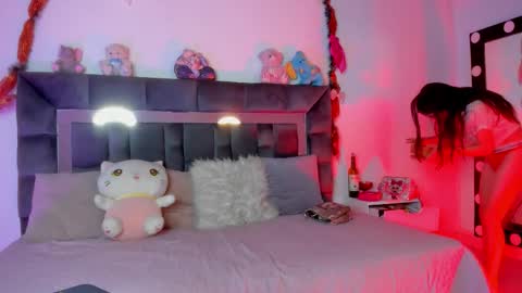 Jade online show from January 8, 3:23 am