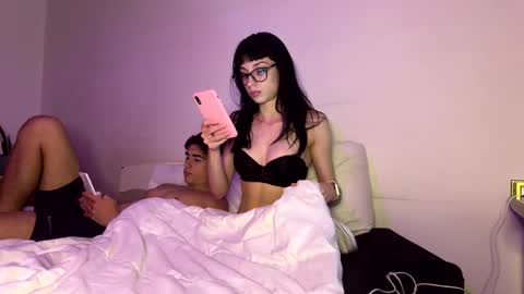 19y HORNY COUPLE online show from October 6, 9:32 pm