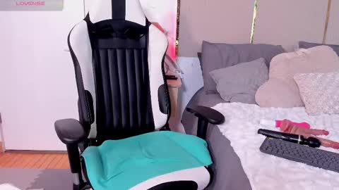 Jadeh online show from January 10, 6:46 pm