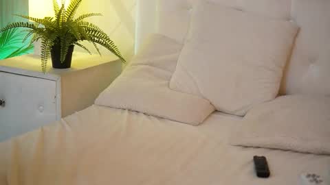  Jade  online show from November 19, 9:13 pm