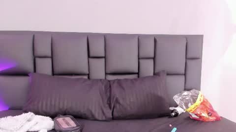 Jade online show from June 25, 6:46 pm