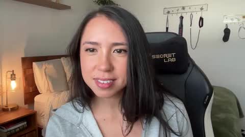 Jade Love online show from November 14, 8:22 pm