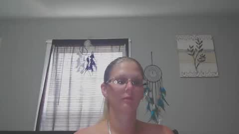 JadeLuv online show from June 5, 4:34 pm