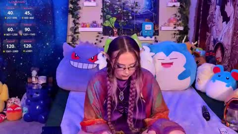 jadeplant online show from March 3, 12:39 am