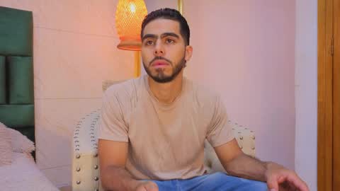 Jadiel online show from June 5, 12:10 pm