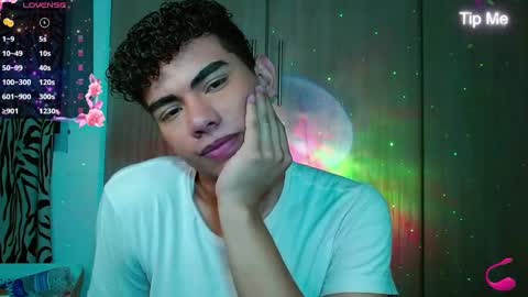 javi15  online show from December 16, 4:34 am