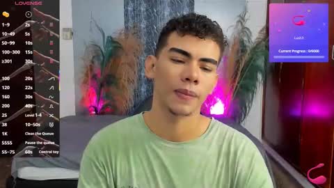 javi15  online show from December 4, 3:28 am