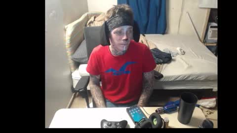 showingitoff online show from November 2, 7:30 am