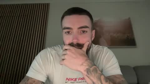 jake27641 online show from October 25, 3:56 pm