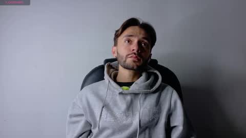 Snapshot of jake_magnuss chatting on October 15, 11:22 am Jake  online show from October 15, 11:22 am