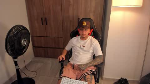 Jake Pons online show from May 14, 9:29 am