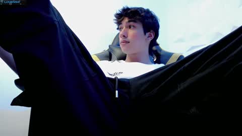 jake_tripp online show from February 19, 3:50 am