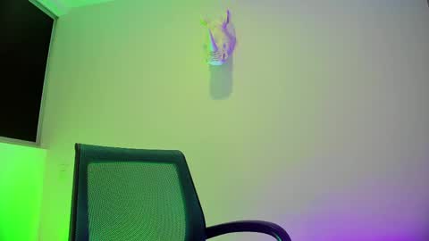 jakestone_1 online show from April 18, 7:18 pm