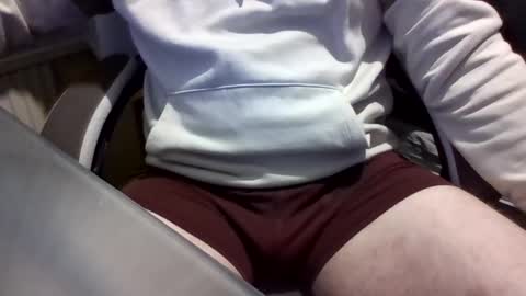 jakieg010 online show from April 4, 2:29 am