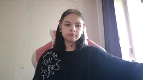 Mila online show from June 5, 6:52 am