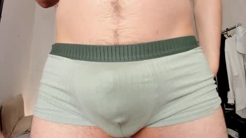 Hey there Im Jame online show from April 7, 6:54 pm